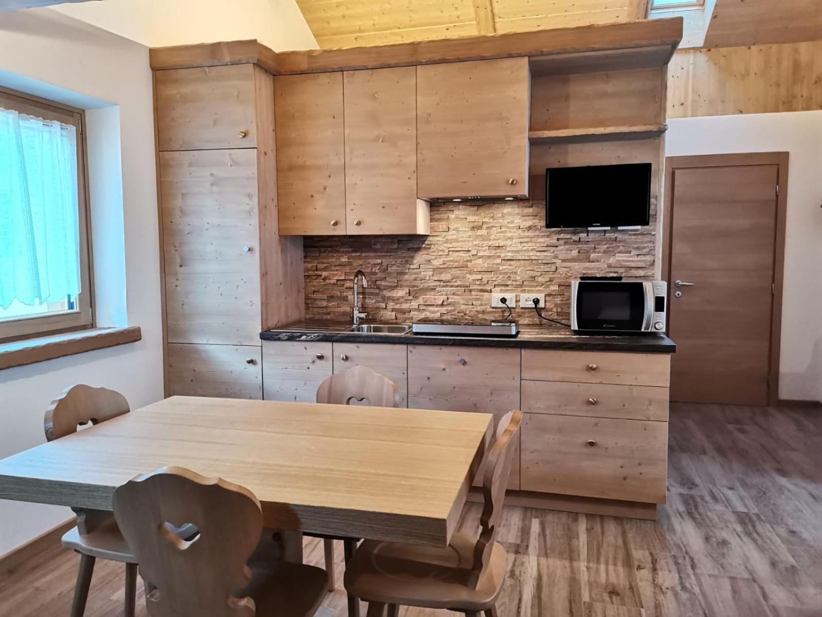Ai Larici Perarolo di Cadore Quarto foto